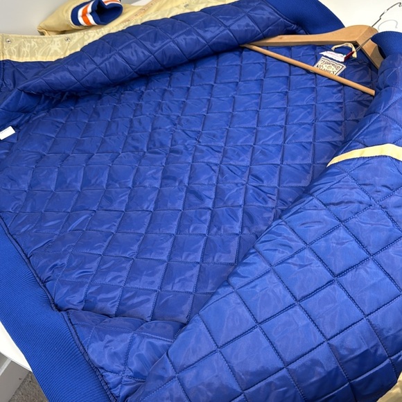 Mitchell & Ness Knicks Big & Tall Gold Satin New York Knicks Jacket NWT - Picture 12 of 12